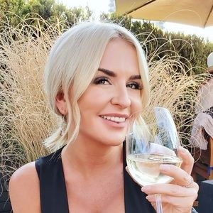 Meet your Posher, Clare